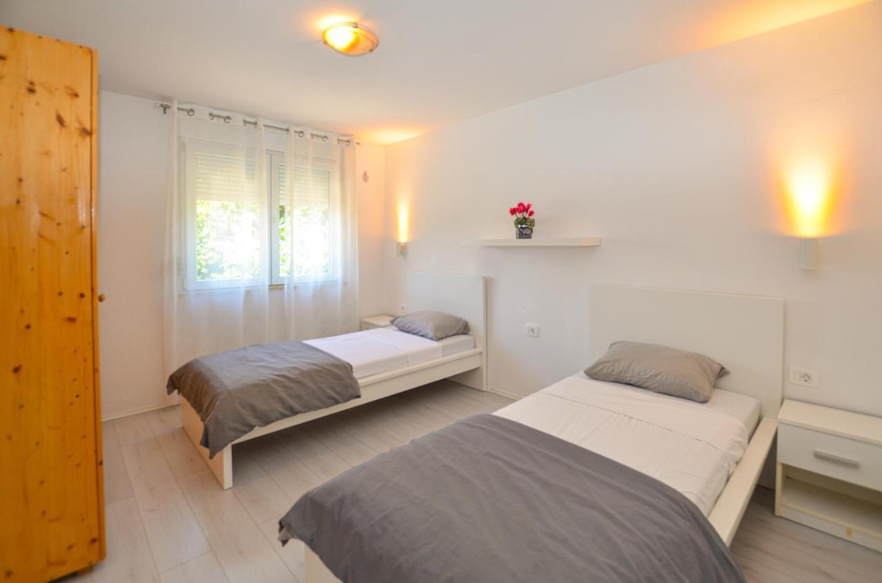 Apartments Iris Ρόβινι Εξωτερικό φωτογραφία